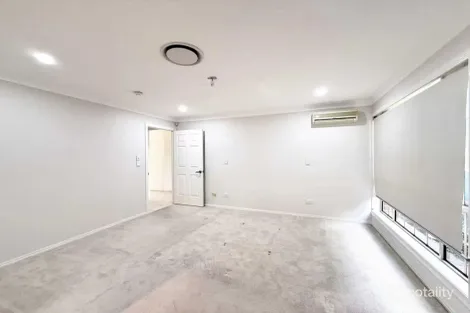 Property photo of 25 Eisenhower Street Stretton QLD 4116