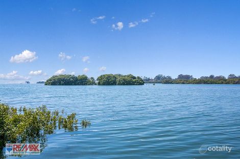 839 Esplanade, Lota, QLD 4179