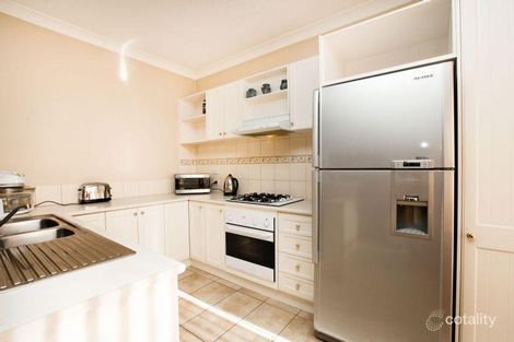 Property photo of 6 Blenheim Way Caroline Springs VIC 3023