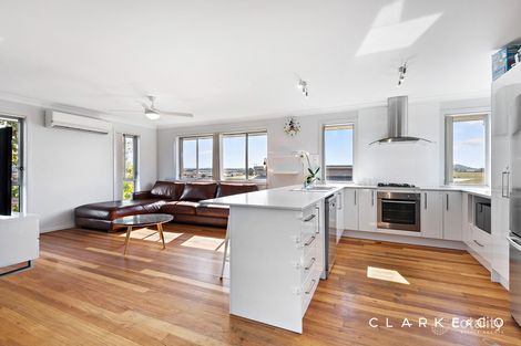 Property photo of 7 Andrew Court Rutherford NSW 2320