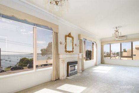 Property photo of 2/17 The Esplanade Geelong VIC 3220