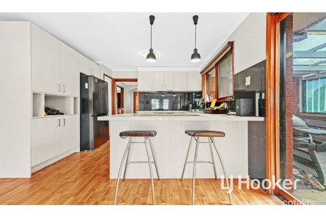 Property photo of 3 Anita Place Pakenham VIC 3810