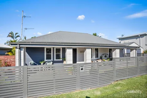 Property photo of 5 Adelaide Place Shellharbour NSW 2529