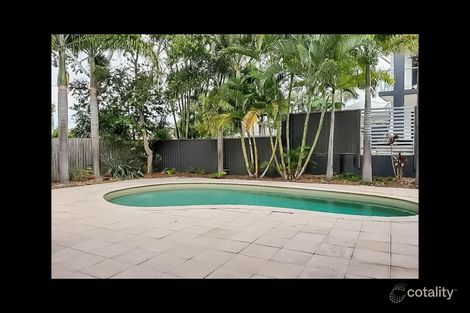 Property photo of 8/24-26 Parker Street Labrador QLD 4215
