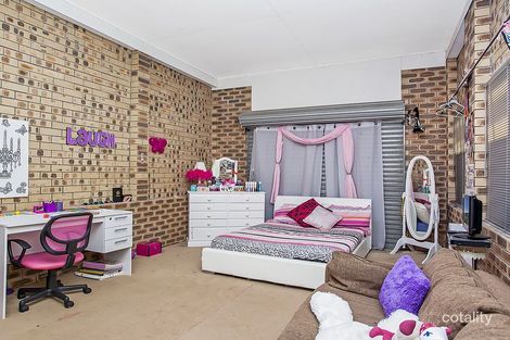 Property photo of 9 Tudor Place Biggera Waters QLD 4216