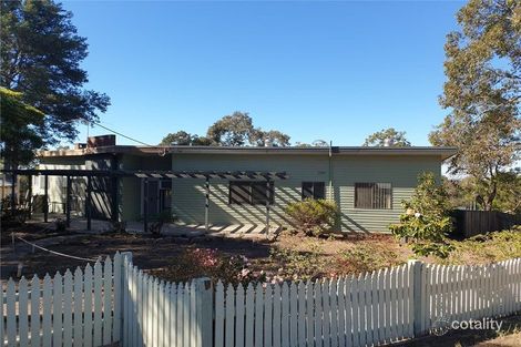 Property photo of 32 The Boulevarde Warrimoo NSW 2774