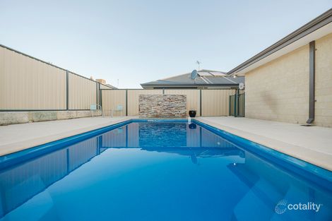 Property photo of 31 Dorrigo Bend Yanchep WA 6035