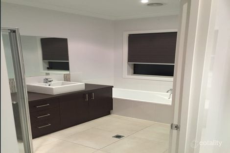 Property photo of 3 Gaskin Way Wangaratta VIC 3677