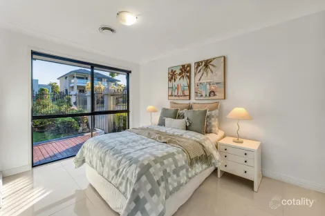 Property photo of 10 Sandy Cove Place Redland Bay QLD 4165