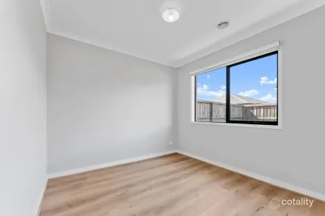 Property photo of 16 Veda Street Werribee VIC 3030