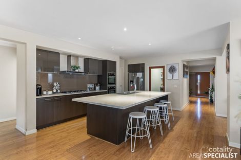 Property photo of 27 Elland Circuit Truganina VIC 3029