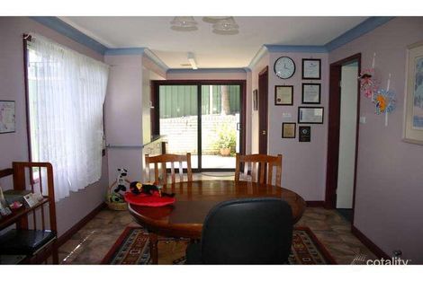 Property photo of 4 Reiby Place Bradbury NSW 2560