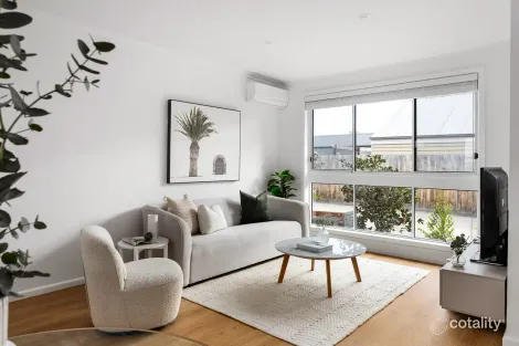 2/10 Christmas St, Northcote, VIC 3070