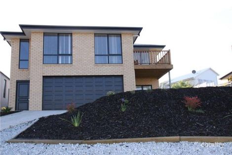 76 Suncoast Dr, Blackmans Bay, TAS 7052