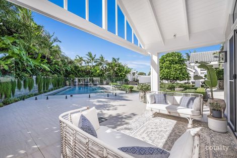 Property photo of 7002 Riverview Crescent Hope Island QLD 4212