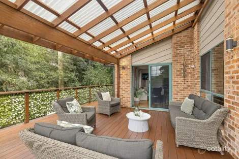 Property photo of 14 Railway Crescent Lisarow NSW 2250