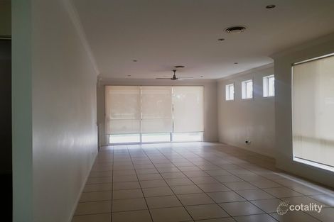 Property photo of 14 Chip In Place Helensvale QLD 4212