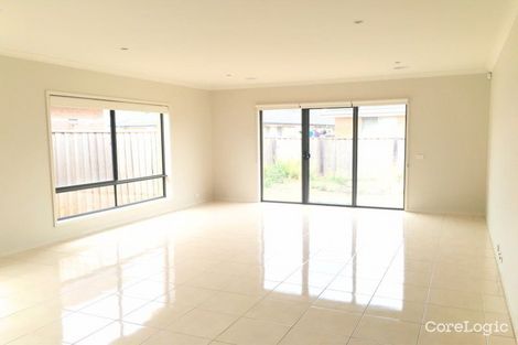 Property photo of 10 Seafarer Way Point Cook VIC 3030