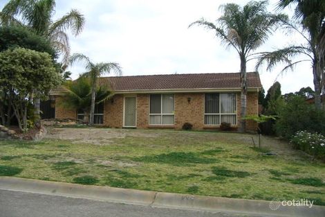 17 Topeka Glen, St Clair, NSW 2759