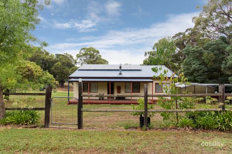 Property photo of 16 Lusatia Park Road Woori Yallock VIC 3139