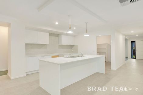 Property photo of 11 Tovey Drive Gisborne VIC 3437
