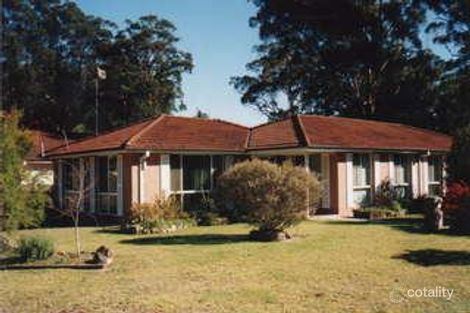 Property photo of 26 Northwind Avenue Point Clare NSW 2250