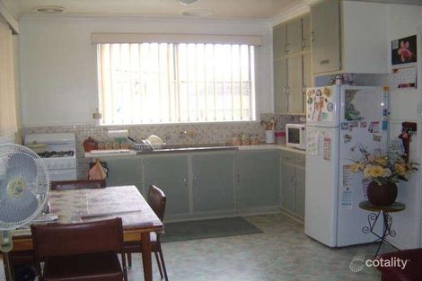 Property photo of 2 Azalea Court Newcomb VIC 3219