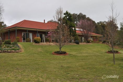 Property photo of 13 Everest Lane Table Top NSW 2640