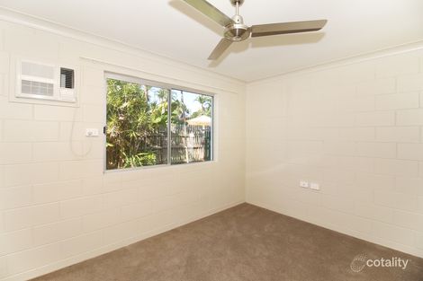 Property photo of 2/33 Valencia Street Cranbrook QLD 4814