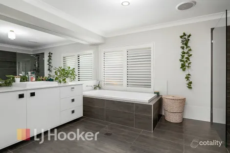 Property photo of 6 Augusta Place Medowie NSW 2318