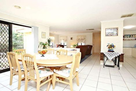 Property photo of 14 Avenham Court Hillside VIC 3037