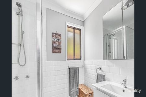 Property photo of 21 Endeavour Close Woodrising NSW 2284