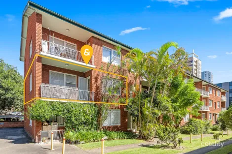 10/4 Belmore St, Burwood, NSW 2134