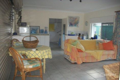 Property photo of 11 Connemara Close Trinity Beach QLD 4879