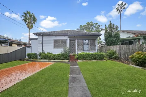 8 Endeavour Rd, Georges Hall, NSW 2198
