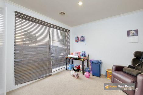 Property photo of 12 Meribel Way Lynbrook VIC 3975