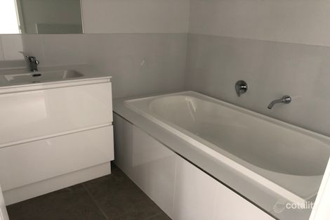 Property photo of 28 Janet Street Walloon QLD 4306