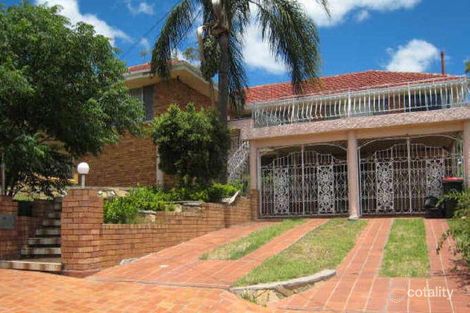 84 Oak St, South Tamworth, NSW 2340