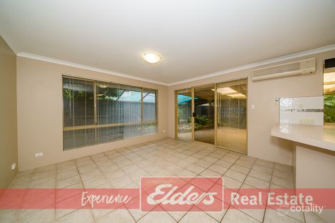 Property photo of 7 Meadow Court Cooloongup WA 6168