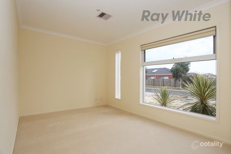 Property photo of 3 Oceana Street Point Cook VIC 3030