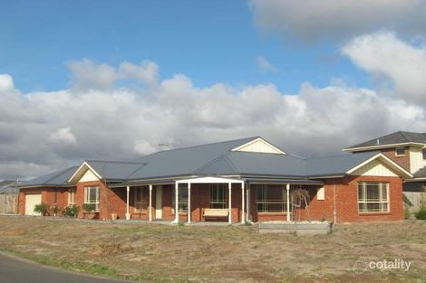 44 The Skyline, Sunbury, VIC 3429