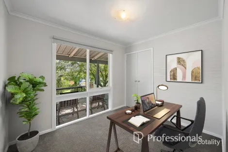 Property photo of 5 Paynes Road Seville VIC 3139