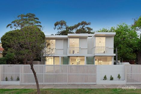 Property photo of 34 Oak Grove Malvern East VIC 3145