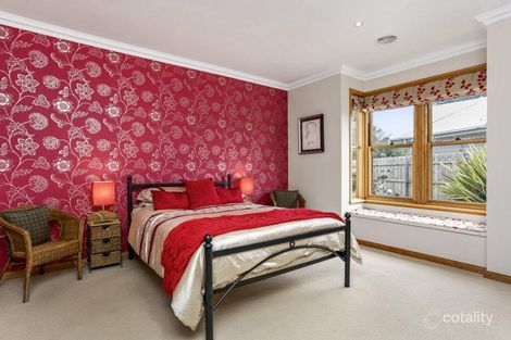 Property photo of 2 Chastel Close Port Fairy VIC 3284