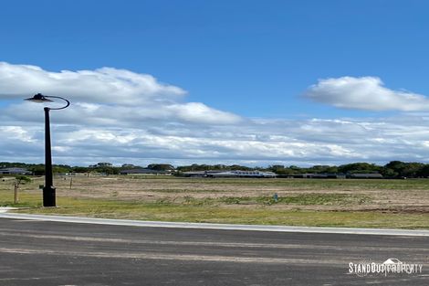 Property photo of 16 Hudson Way Ningi QLD 4511