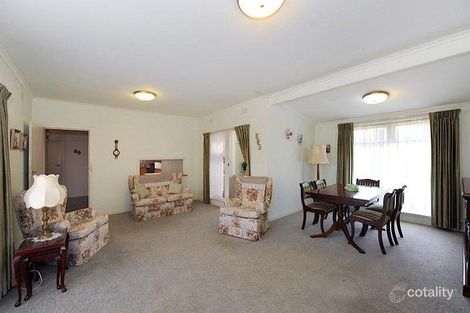 Property photo of 23 Sherwood Road Mount Waverley VIC 3149