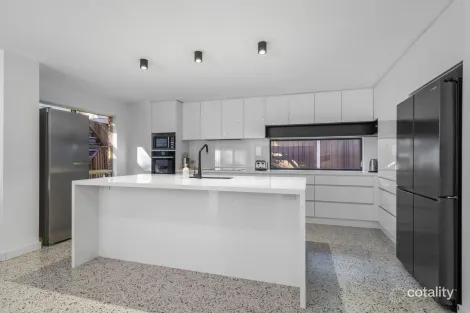 Property photo of 19 Dane Court Shailer Park QLD 4128