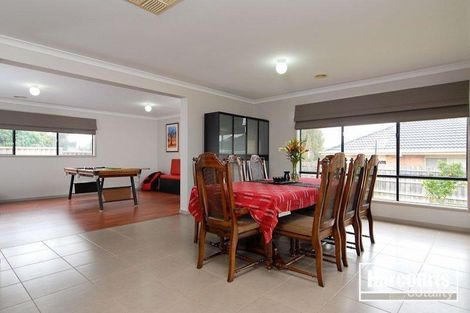 Property photo of 78 Broderick Road Carrum Downs VIC 3201