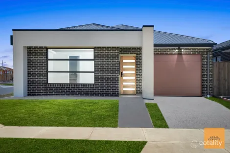 Property photo of 1 Prunus Crescent Fraser Rise VIC 3336