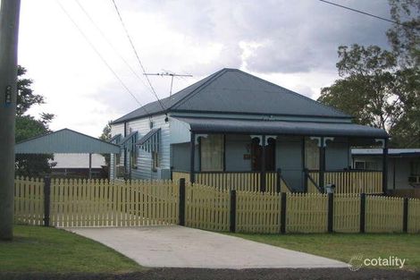11 Freeman St, North Ipswich, QLD 4305